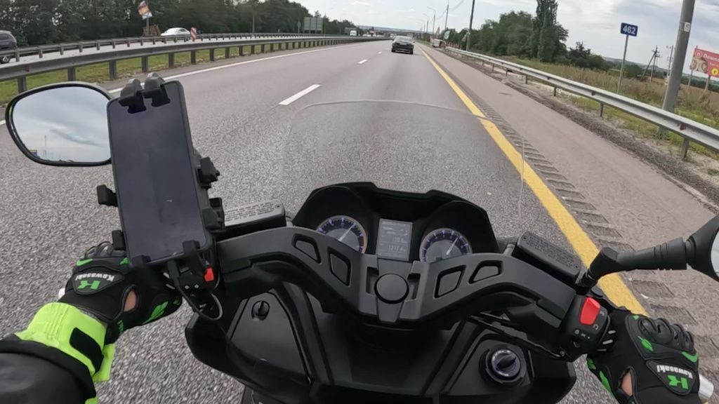 едем в соседнее село.jpg